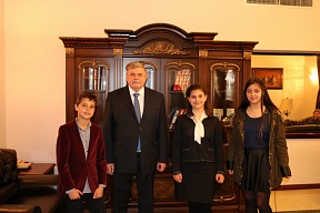 Awarding the winners of International Youth Essay Competition “My point of view on Russia's future: my suggestions to the President of Russia”